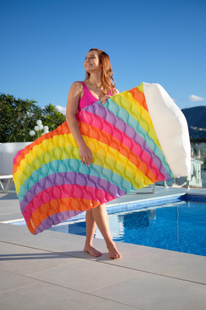 Dmuchany Materac Do Pływania Tęcza 216 x 80 cm  Bestway 44107