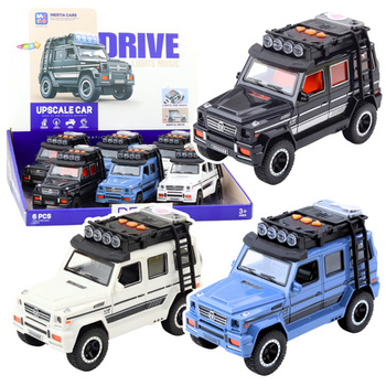 Samochód Terenowy HH6688 Otwierane Drzwi Napęd Światła Dźwięki Mix