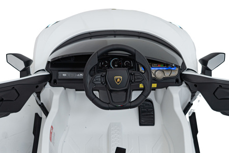 Pojazd Lamborghini Revuelto Białe