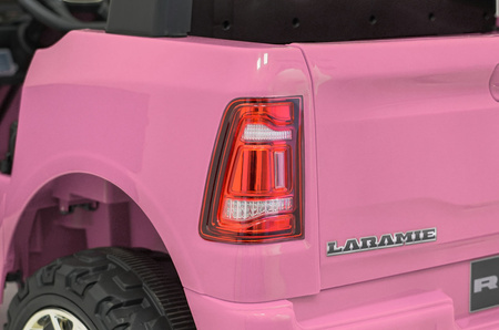 Pojazd RAM 3500 Różowy
