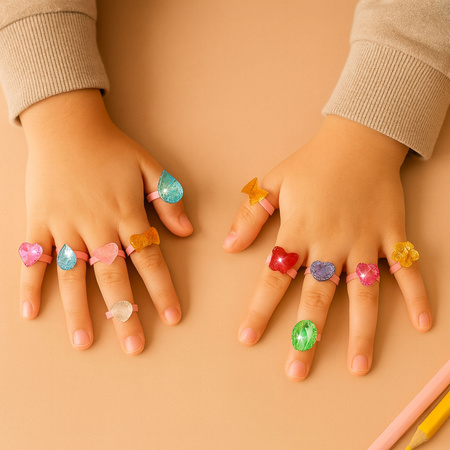 Zestaw Piękności Pierścionki Dla Dzieci Błyszczące Kolorowe 50 szt.