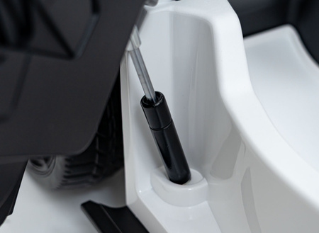 Pojazd Lamborghini Revuelto Białe