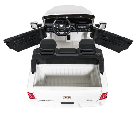 Pojazd RAM 3500 Biały