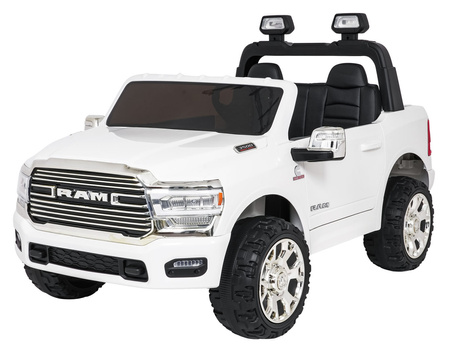 Pojazd RAM 3500 Biały