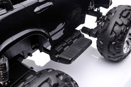 Auto Na Akumulator Mercedes  DK-MT950 4x4 Czarny Lakierowany