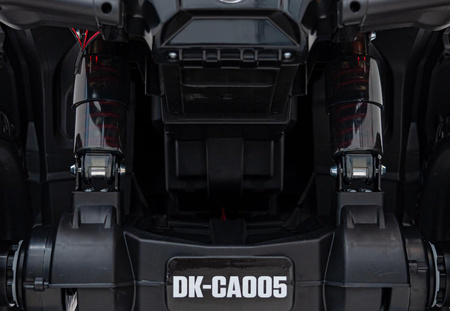 Quad Can Am Outlander ATV z Pilotem Czarny