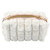 Kosmetyczka Pluszowa Z Uchwytem Pojemna Biała 20cm