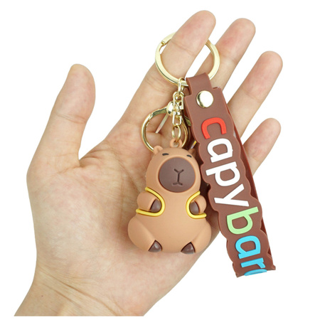 Brelok Figurka Kapibara Z Żółtym Plecakiem Zawieszka Karabińczyk Kółko