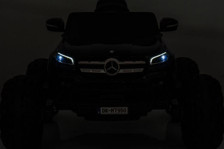 Auto Na Akumulator Mercedes  DK-MT950 4x4 Czarny Lakierowany