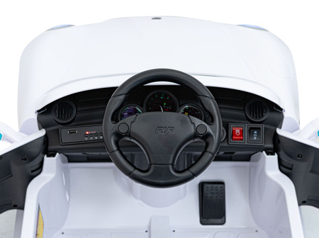 Pojazd RUF CTR3 Biały