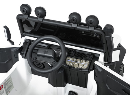 Pojazd Land Rover Defender 110 SVX Concept Biały