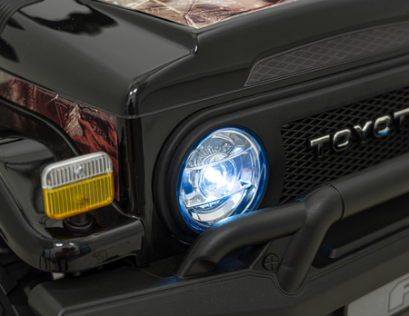 Toyota FJ Cruiser dla dzieci Czarna terenówka + Pilot