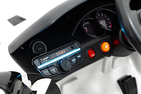 Pojazd Porsche Spyder RS 718 Lakier Biały