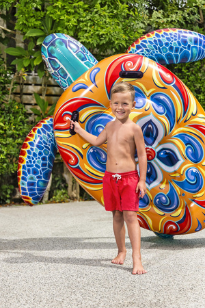 Dmuchany Materac Żółw 183 x 173 cm Bestway 41523