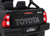 Toyota Hilux na akumulator dla dzieci Czarny Pickup + Napęd 4x4 + Pilot