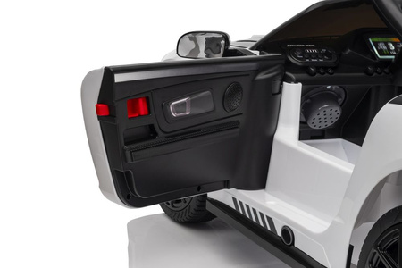 Interaktywny słonik z mini pianinem dla dzieci 6m+ Zabawka muzyczna + Grzechotka