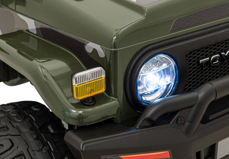 Toyota FJ Cruiser dla dzieci Moro + Pilot + Napęd 4x4 + Audio LED + EVA + Wolny Start