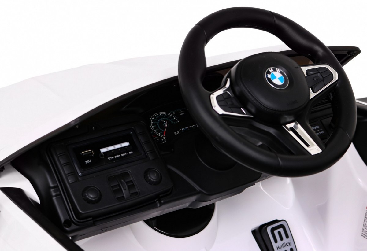 Pojazd BMW M5 DRIFT Biały Pojazd BMW M5 DRIFT Biały