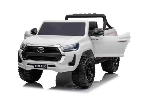 Toyota Hilux na akumulator dla dzieci Biały + Napęd 4x4 + Pilot + 2 bagażniki + Radio MP3 + LED Toyota Hilux na akumulator dla dzieci Biały + Napęd 4x4 + Pilot + 2 bagażniki + Radio MP3 + LED