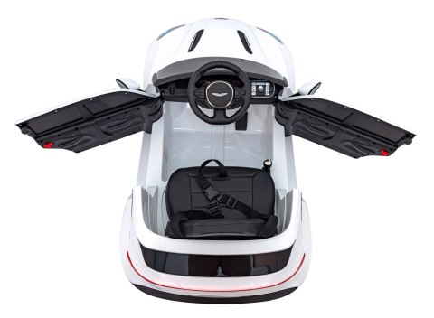 Aston Martin DBX na akumulator dla dzieci Biały + Pilot + EVA + Pasy + Wolny Start + Audio LED Aston Martin DBX na akumulator dla dzieci Biały + Pilot + EVA + Pasy + Wolny Start + Audio LED